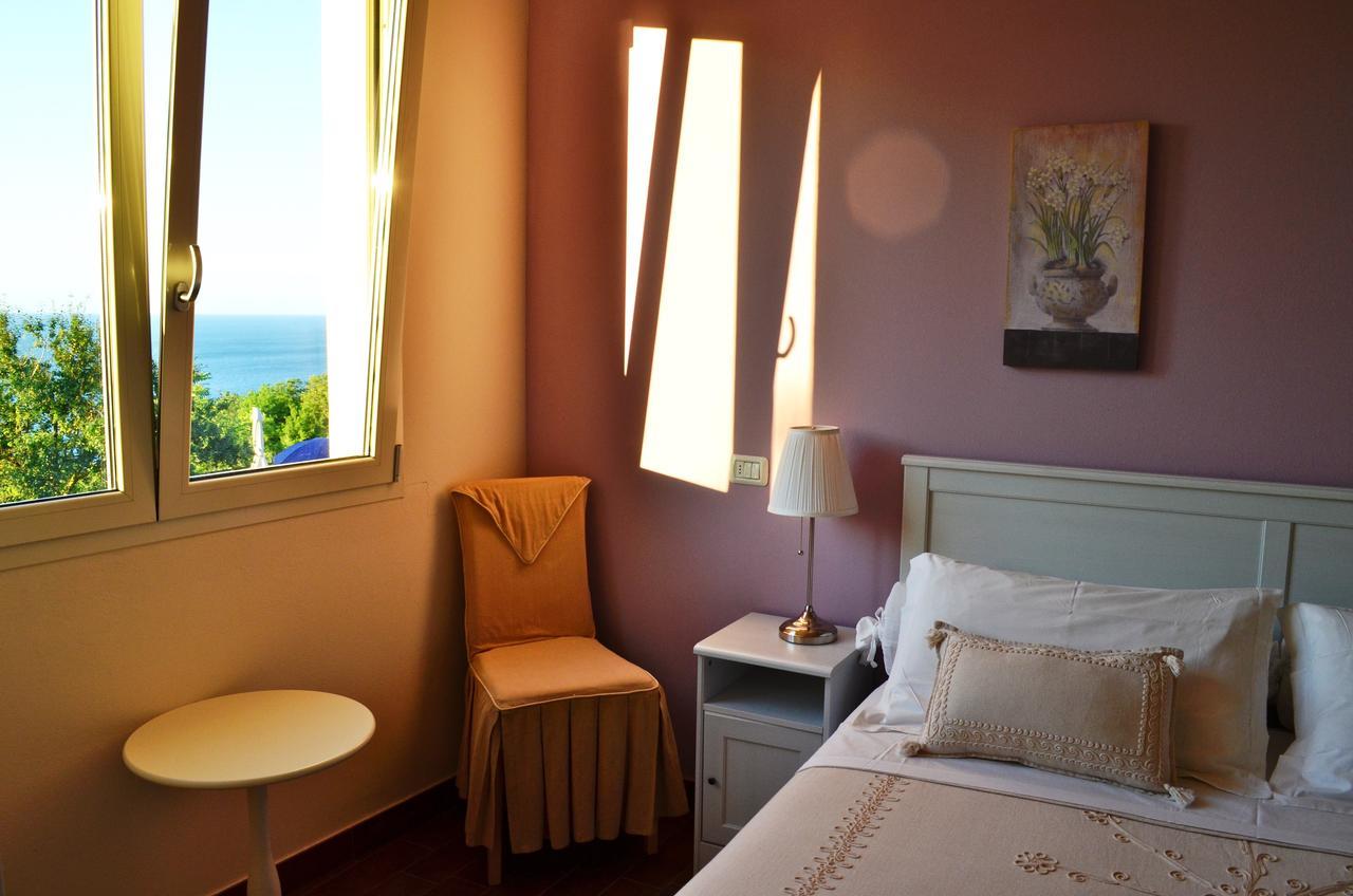 Bahita - Betty'S B&B Gabicce Mare Exterior foto